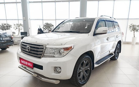Toyota Land Cruiser 200, 2013 год, 3 877 000 рублей, 1 фотография