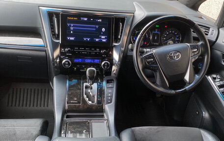 Toyota Vellfire II, 2016 год, 4 300 000 рублей, 22 фотография