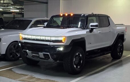 GMC Hummer EV, 2023 год, 19 000 000 рублей, 3 фотография
