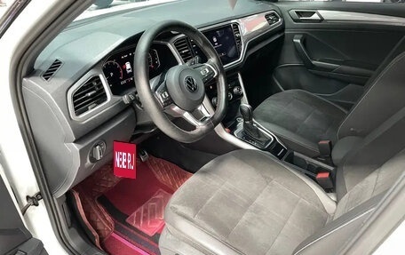 Volkswagen T-Roc I, 2022 год, 1 660 999 рублей, 6 фотография