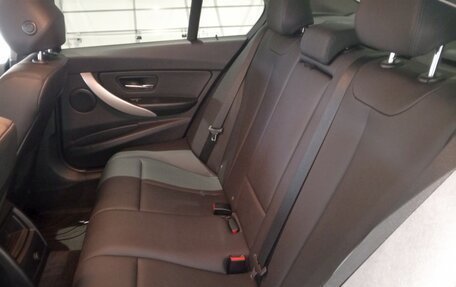 BMW 3 серия, 2015 год, 1 599 000 рублей, 12 фотография