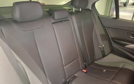 BMW 3 серия, 2015 год, 1 599 000 рублей, 13 фотография
