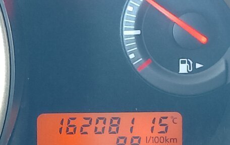 Nissan Tiida, 2011 год, 900 000 рублей, 10 фотография