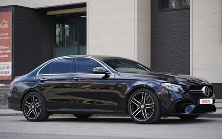 Mercedes-Benz E-Класс AMG, 2018 год, 7 300 000 рублей, 10 фотография