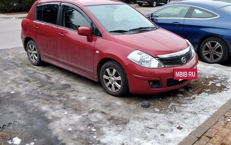 Nissan Tiida, 2011 год, 900 000 рублей, 12 фотография