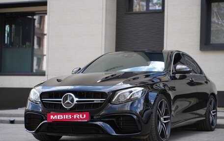 Mercedes-Benz E-Класс AMG, 2018 год, 7 300 000 рублей, 13 фотография