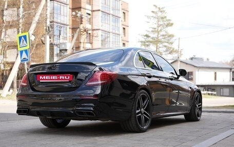 Mercedes-Benz E-Класс AMG, 2018 год, 7 300 000 рублей, 18 фотография