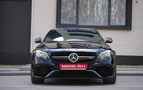 Mercedes-Benz E-Класс AMG, 2018 год, 7 300 000 рублей, 14 фотография