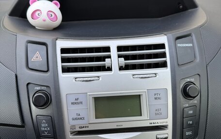 Toyota Yaris III рестайлинг, 2006 год, 799 000 рублей, 19 фотография
