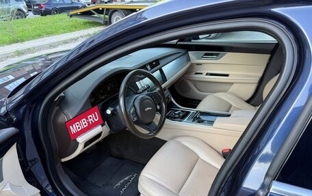 Jaguar XF II, 2017 год, 2 500 000 рублей, 7 фотография