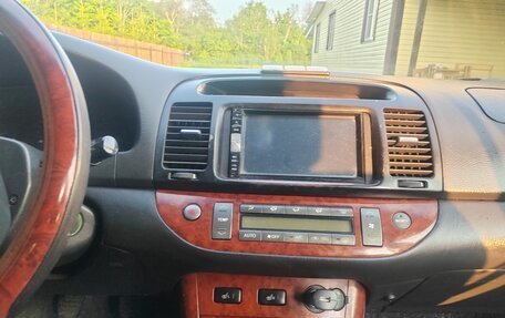 Toyota Camry V40, 2004 год, 650 000 рублей, 8 фотография