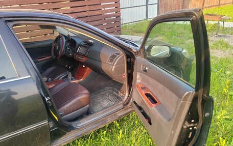 Toyota Camry V40, 2004 год, 650 000 рублей, 15 фотография