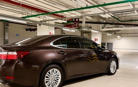 Lexus ES VII, 2014 год, 2 350 000 рублей, 2 фотография
