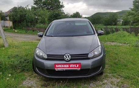 Volkswagen Golf VI, 2010 год, 800 000 рублей, 2 фотография