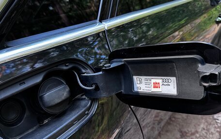 Audi A8, 2014 год, 2 990 000 рублей, 15 фотография