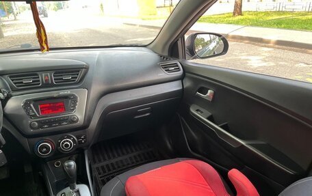 KIA Rio III рестайлинг, 2012 год, 685 000 рублей, 37 фотография
