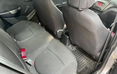 KIA Rio III рестайлинг, 2012 год, 685 000 рублей, 40 фотография
