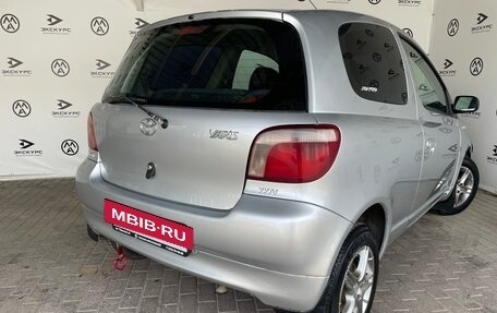 Toyota Yaris I рестайлинг, 2002 год, 250 000 рублей, 6 фотография