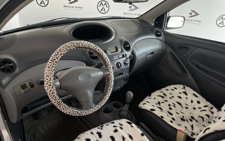 Toyota Yaris I рестайлинг, 2002 год, 250 000 рублей, 12 фотография