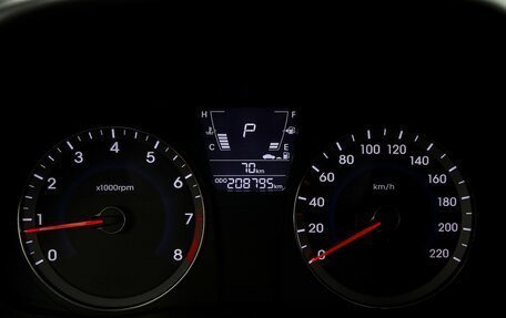 Hyundai Solaris II рестайлинг, 2011 год, 697 000 рублей, 14 фотография