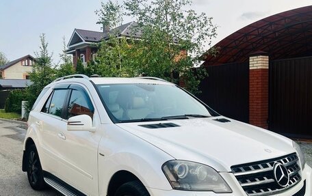 Mercedes-Benz M-Класс, 2011 год, 1 900 000 рублей, 2 фотография