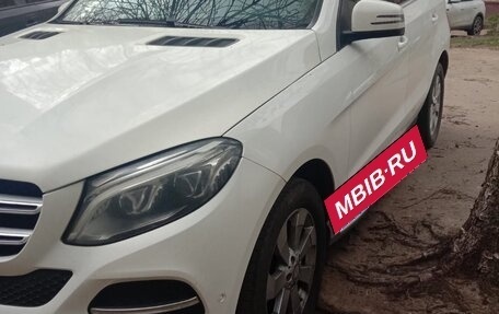 Mercedes-Benz GLE, 2016 год, 3 100 000 рублей, 5 фотография