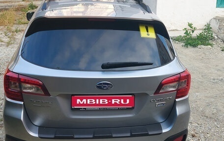 Subaru Outback IV рестайлинг, 2017 год, 2 650 000 рублей, 3 фотография