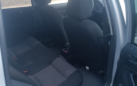 Volkswagen Golf IV, 2000 год, 530 000 рублей, 8 фотография