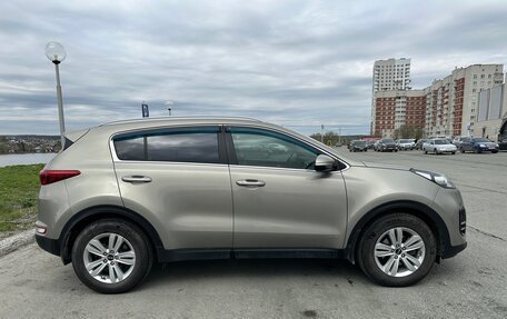 KIA Sportage IV рестайлинг, 2016 год, 1 799 000 рублей, 3 фотография