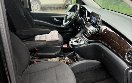 Mercedes-Benz V-Класс, 2018 год, 4 950 000 рублей, 4 фотография