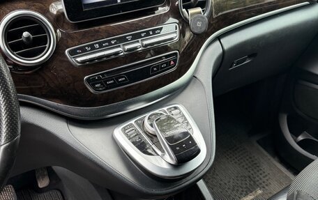 Mercedes-Benz V-Класс, 2018 год, 4 950 000 рублей, 6 фотография
