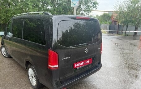 Mercedes-Benz V-Класс, 2018 год, 4 950 000 рублей, 13 фотография