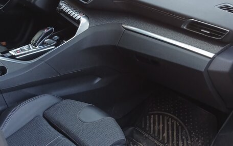 Peugeot 3008 II, 2018 год, 1 999 999 рублей, 6 фотография