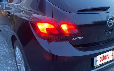 Opel Astra J, 2014 год, 980 000 рублей, 15 фотография