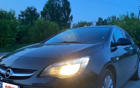 Opel Astra J, 2014 год, 980 000 рублей, 16 фотография