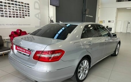 Mercedes-Benz E-Класс, 2009 год, 1 200 000 рублей, 4 фотография