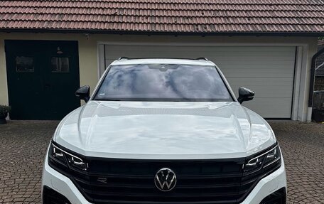 Volkswagen Touareg III, 2022 год, 5 230 000 рублей, 2 фотография