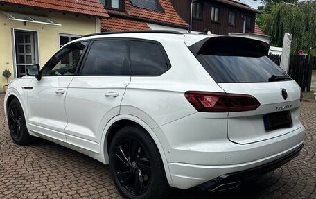 Volkswagen Touareg III, 2022 год, 5 230 000 рублей, 3 фотография