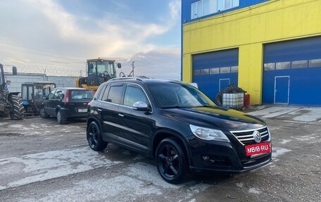 Volkswagen Tiguan I, 2010 год, 980 000 рублей, 3 фотография