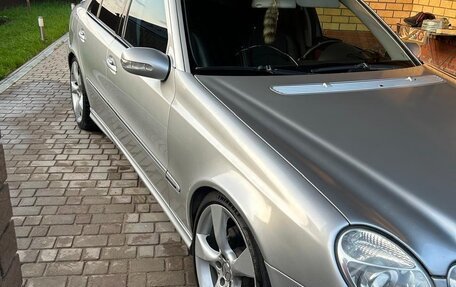 Mercedes-Benz E-Класс, 2002 год, 1 100 000 рублей, 4 фотография