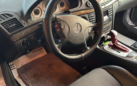 Mercedes-Benz E-Класс, 2002 год, 1 100 000 рублей, 9 фотография