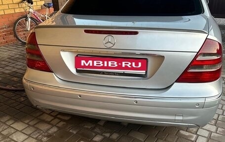 Mercedes-Benz E-Класс, 2002 год, 1 100 000 рублей, 6 фотография