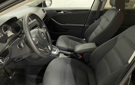 Volkswagen Jetta VI, 2013 год, 1 095 000 рублей, 12 фотография
