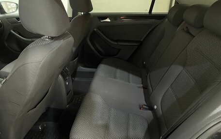 Volkswagen Jetta VI, 2013 год, 1 095 000 рублей, 13 фотография