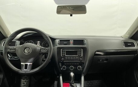 Volkswagen Jetta VI, 2013 год, 1 095 000 рублей, 11 фотография