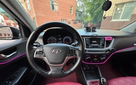 Hyundai Solaris II рестайлинг, 2020 год, 1 050 000 рублей, 8 фотография