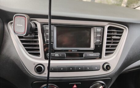 Hyundai Solaris II рестайлинг, 2019 год, 1 350 000 рублей, 8 фотография