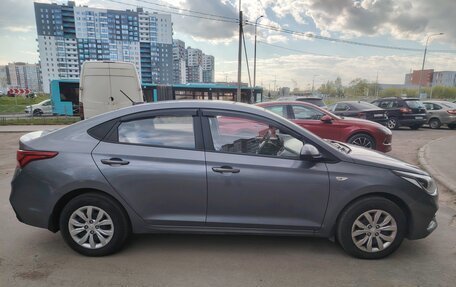 Hyundai Solaris II рестайлинг, 2019 год, 1 350 000 рублей, 3 фотография