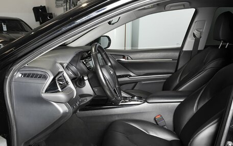 Toyota Camry, 2019 год, 2 442 000 рублей, 11 фотография