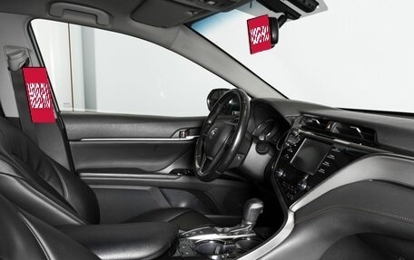 Toyota Camry, 2019 год, 2 442 000 рублей, 4 фотография
